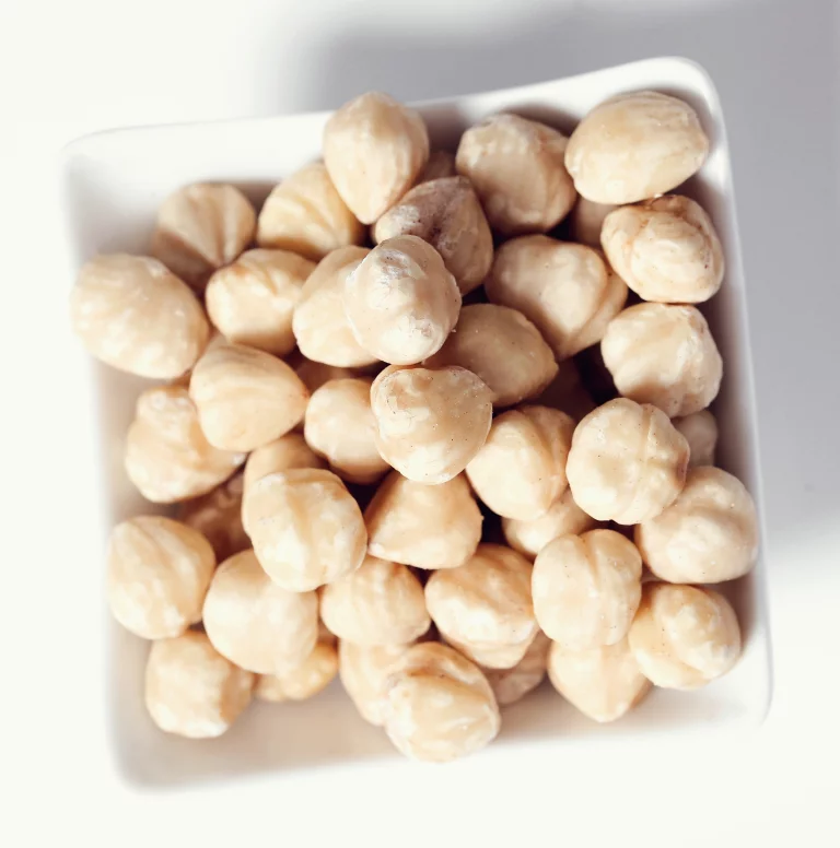 Připlatit se vyplatí: proč pravidelně konzumovat makadamové ořechy?