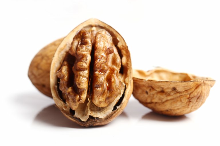 Olej z vlašských ořechů: 7 účinků, o kterých byste měli vědět