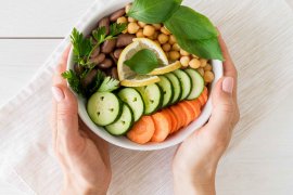 Hledání úlevy pro trávení: Odhalte sílu diety FODMAP